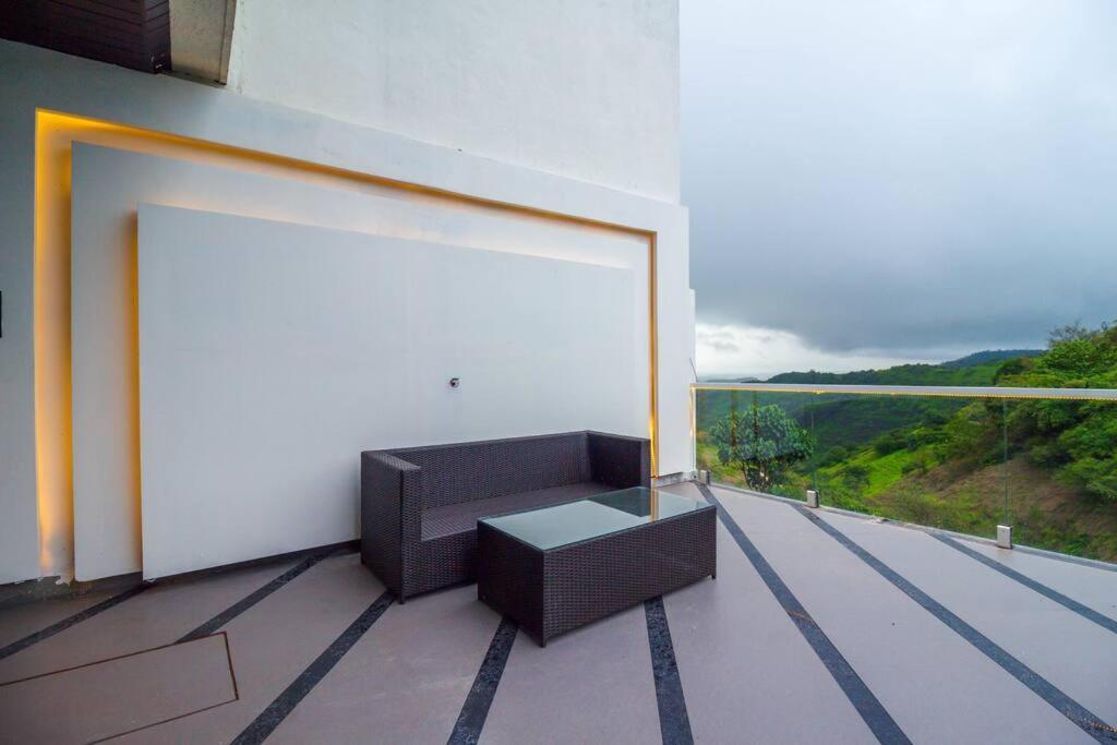Celebrity Villa Igatpuri Buitenkant foto