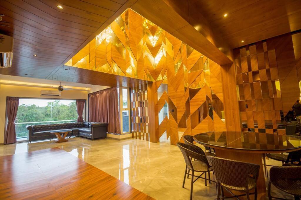 Celebrity Villa Igatpuri Buitenkant foto