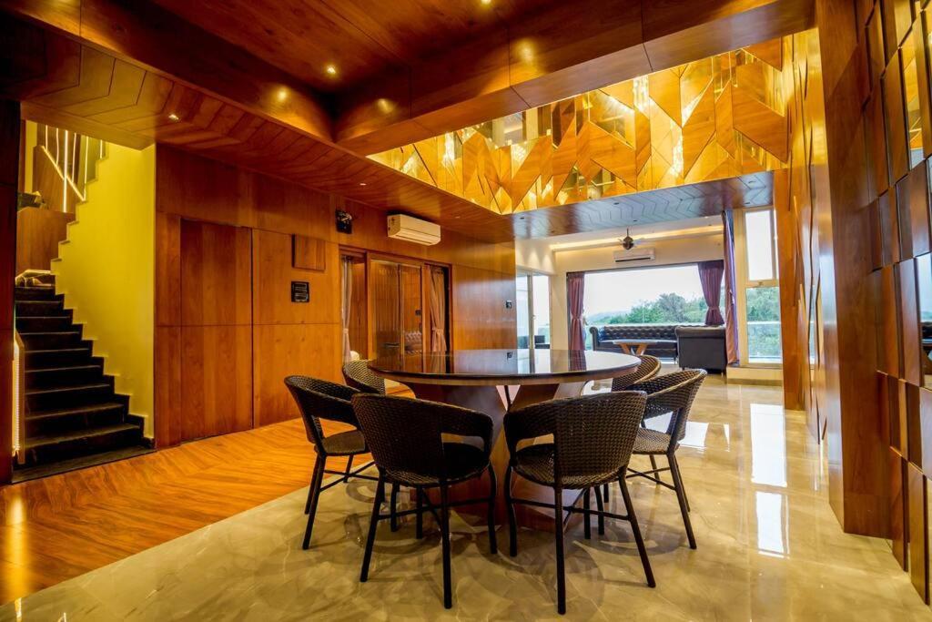 Celebrity Villa Igatpuri Buitenkant foto